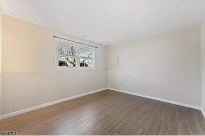 31 Fox Chase Run, Hillsborough Township, NJ 08844 - Photo 24