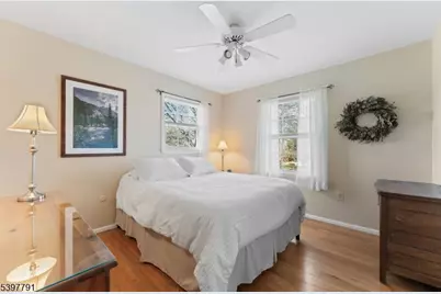 31 Fox Chase Run, Hillsborough Township, NJ 08844 - Photo 18