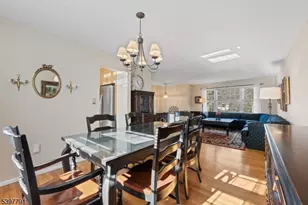 31 Fox Chase Run, Hillsborough Township, NJ 08844 - Photo 8