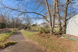 31 Fox Chase Run, Hillsborough Township, NJ 08844 - Photo 36