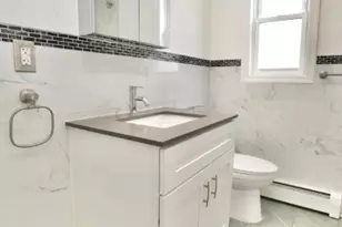 60 Sidney St, Lodi, NJ 07644 - Photo 8