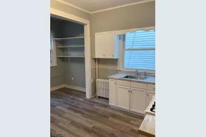 116 N 17th St, East Orange, NJ 07017 - Photo 4