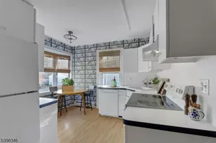 87 Buena Vista Ave, Hawthorne, NJ 07506 - Photo 14