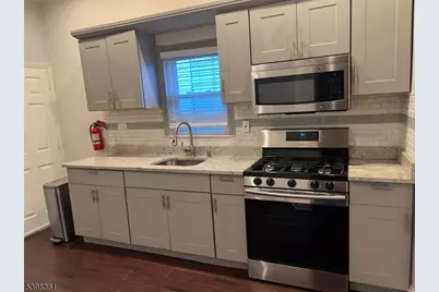 300 E 6th St #1, Plainfield, NJ 07060 - Photo 4