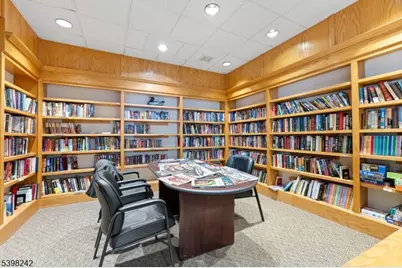 18C Benjamin Franklin Dr, Monroe Township, NJ 08831 - Photo 30