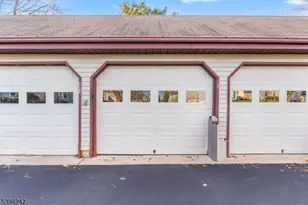 18C Benjamin Franklin Dr, Monroe Township, NJ 08831 - Photo 32