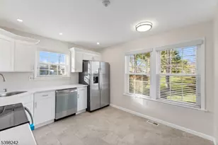 18C Benjamin Franklin Dr, Monroe Township, NJ 08831 - Photo 12