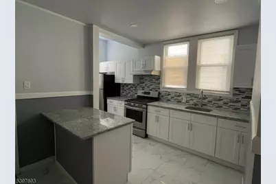 80 Vermont Ave, Newark, NJ 07106 - Photo 6