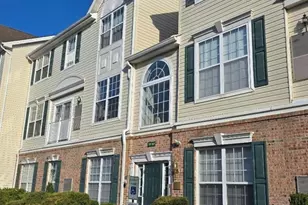 106 Limerick Ln, Lopatcong Township, NJ 08865 - Photo 2