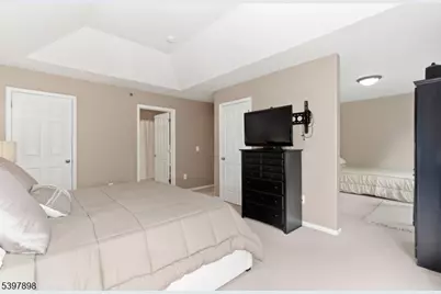 106 Limerick Ln, Lopatcong Township, NJ 08865 - Photo 14