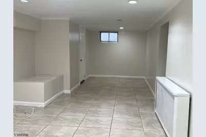 159 Henry St, Teaneck Township, NJ 07666 - Photo 14