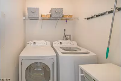 1103 Meadow Brook Ct, Hanover Township, NJ 07981 - Photo 12