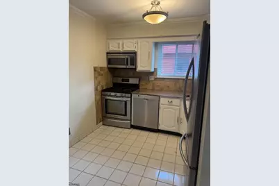 250 Ridgedale Ave #B 8, Florham Park, NJ 07932 - Photo 4