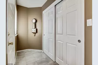 250 Ridgedale Ave #B 8, Florham Park, NJ 07932 - Photo 2