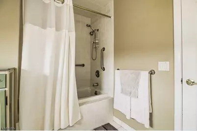 250 Ridgedale Ave #B 8, Florham Park, NJ 07932 - Photo 12