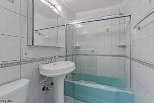 159 Sherwood Ave, Teaneck Township, NJ 07666 - Photo 12