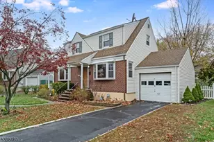 159 Sherwood Ave, Teaneck Township, NJ 07666 - Photo 22