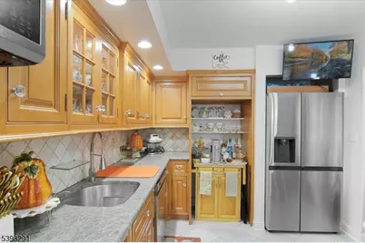 14 Dorothea Ter, Belleville, NJ 07109 - Photo 12