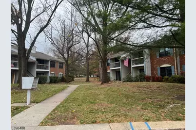 20 Crabapple Ln, Franklin Township, NJ 08823 - Photo 1