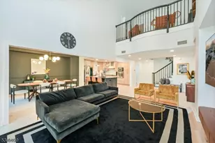 207 Shearwater Ct, Jersey City, NJ 07305 - Photo 14