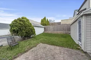 838 Roosevelt Ave, Secaucus, NJ 07094 - Photo 4