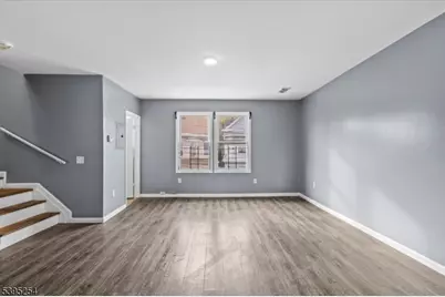 132 E Main St, Paterson, NJ 07522 - Photo 20