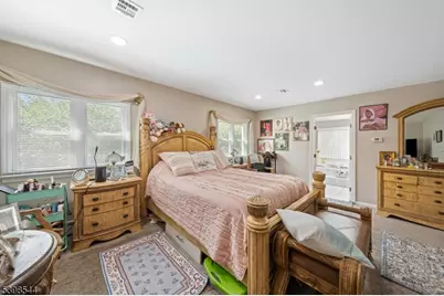 220 Horseshoe Rd, Berkeley Heights Township, NJ 07922 - Photo 20