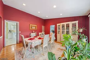 220 Horseshoe Rd, Berkeley Heights Township, NJ 07922 - Photo 10