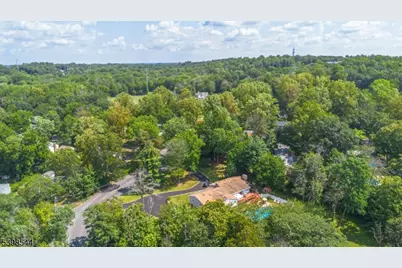 220 Horseshoe Rd, Berkeley Heights Township, NJ 07922 - Photo 42