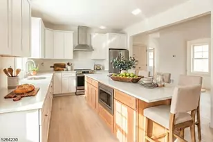 14 Sterling Dr, Wantage, NJ 07461 - Photo 2