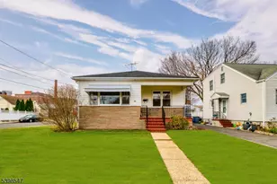 65 Eastern States Pkwy, Somerville, NJ 08876 - Photo 1