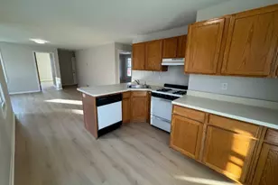 7 Grove St, Cranford Township, NJ 07016 - Photo 4