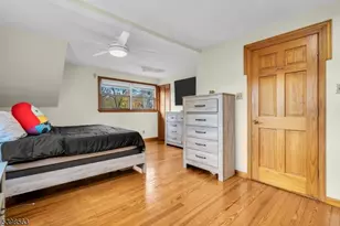 18 Belle Terre Rd, West Orange Township, NJ 07052 - Photo 12