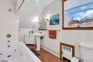 18 Belle Terre Rd, West Orange Township, NJ 07052 - Photo 14