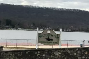 144 Lakeside Dr, Liberty Township, NJ 07823 - Photo 2