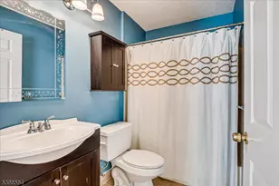 147 Rachel Ct, Franklin Township, NJ 08823 - Photo 14