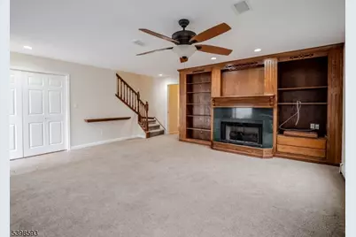 48A Unionville Ave #C, Sussex, NJ 07461 - Photo 2