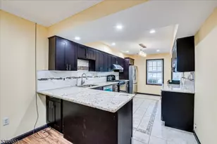 28 Cosgrove Ct, East Brunswick Township, NJ 08816 - Photo 18