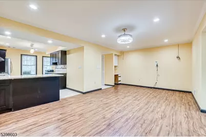 28 Cosgrove Ct, East Brunswick Township, NJ 08816 - Photo 16