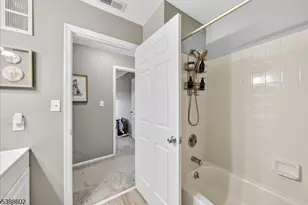 300C Alpine Way, Woodbridge Township, NJ 07095 - Photo 18