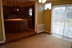 92 Oak Grove Rd, Raritan Township, NJ 08822 - Photo 8