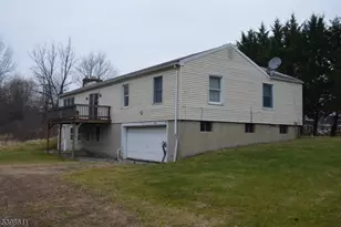 92 Oak Grove Rd, Raritan Township, NJ 08822 - Photo 20