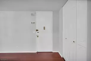 300 Winston Dr-C, Cliffside Park, NJ 07010 - Photo 6