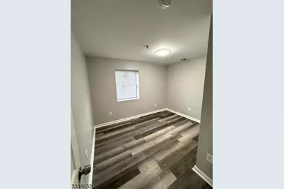 40-42 Hinsdale Pl #1, Newark, NJ 07104 - Photo 10