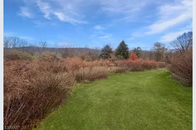 3 Pohat Ct, Franklin Township, NJ 07882 - Photo 38