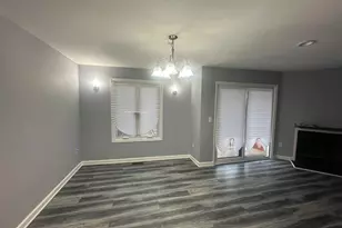 212 Village Commons, Raritan Township, NJ 08822 - Photo 10