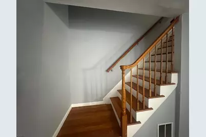 212 Village Cmns, Raritan Township, NJ 08822 - Photo 8