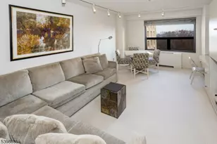 2 Claridge Dr, Verona Twp., NJ 07044 - Photo 16