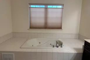 48 Willocks Cir, Franklin Township, NJ 08873 - Photo 16