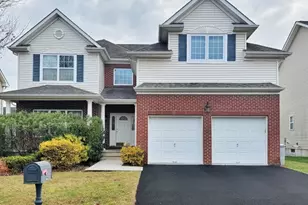 48 Willocks Cir, Franklin Township, NJ 08873 - Photo 2